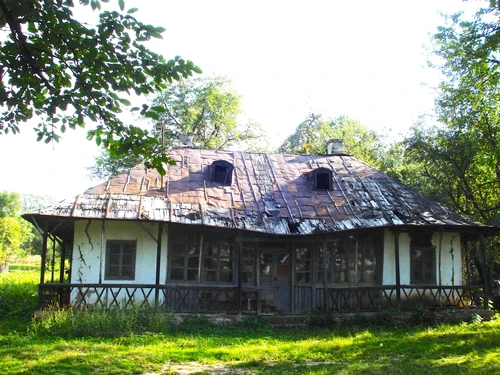CASA Enescu Mihaileni colectia Raluca Stirbat JPG jpeg