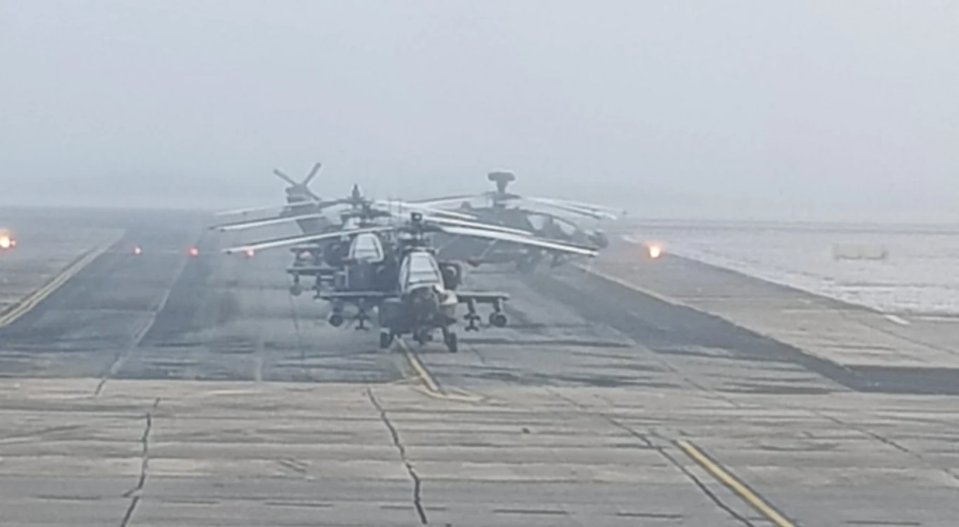 Cele cinci
elicoptere NATO vor pleca de la Timişoara în cursul zilei de joi FOTO Amator