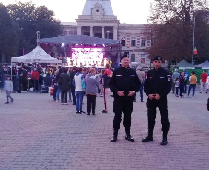 Jandarmii au asigurat ordinea publică la Zilele Municipiului Călăraşi FOTO IJJ