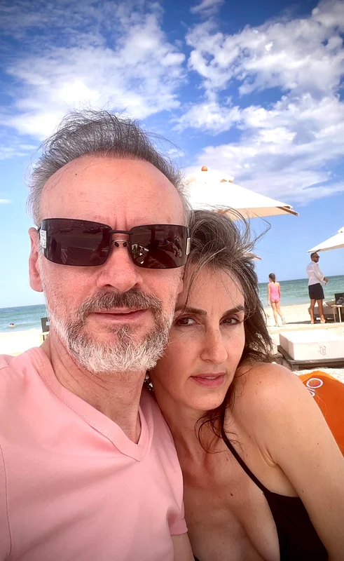 Mihai Albu și actuala liubită sunt la mare. Sursă: Facebook