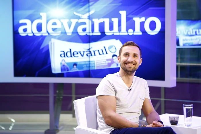 Dani Oţil a fost invitat la Adevărul Live FOTO Eduard Enea