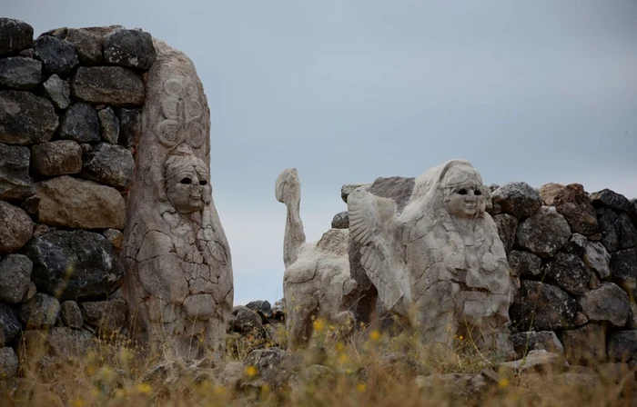Comorile ascunse ale Turciei de pe Traseul Hitit - mormintele regale de la Alacahöyük