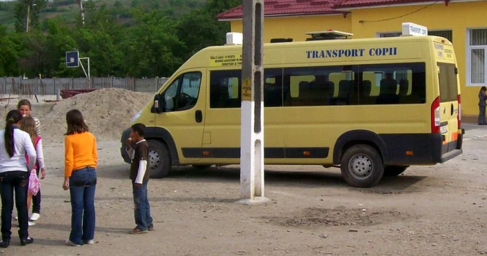 Incidentul a avut loc într-un microbuz şcolar                                                                  FOTO tvmures.ro