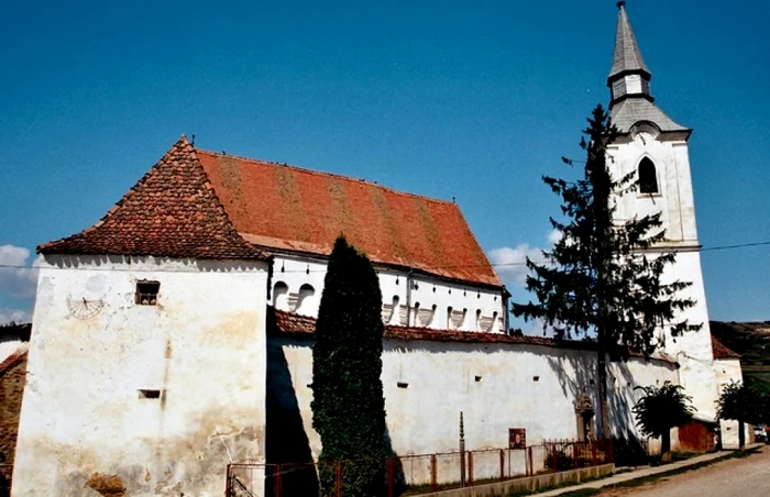 În perioada 2014-2016, un număr de 43 de consilii locale din Harghita au adoptat hotărâri de aprobare a unor petiţii sau memorandumuri prin care se solicită autonomie teritorială