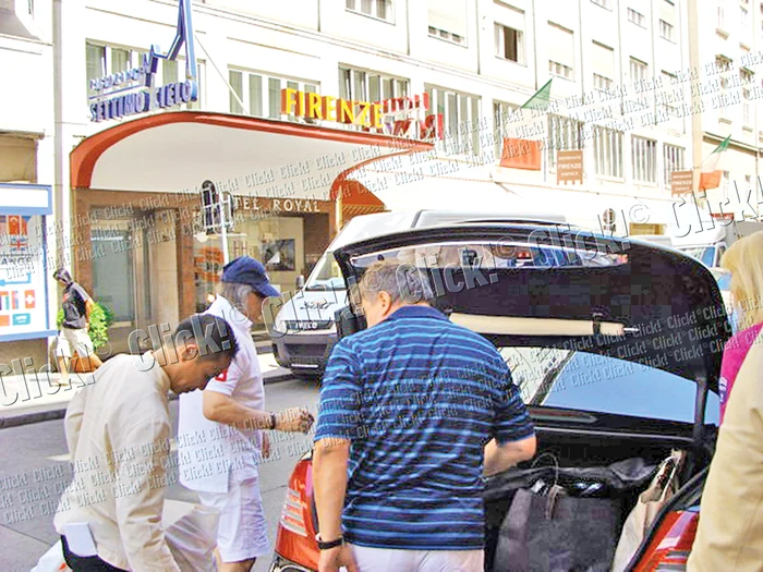 Nasty s-a îmbrăcat în  vacanţă ca pe terenul de tenis