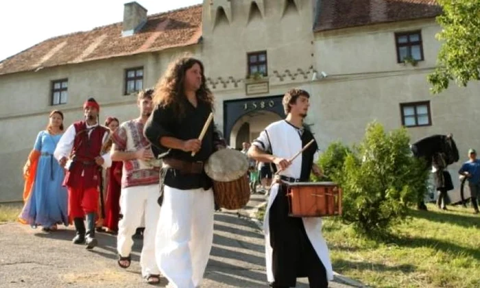 Serile de Artă Medievală din Cetatea Severinului jpeg