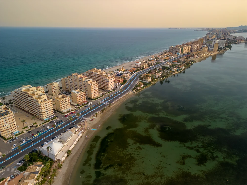 Imagine din dronă cu laguna Mar Menor FOTO Shutterstock