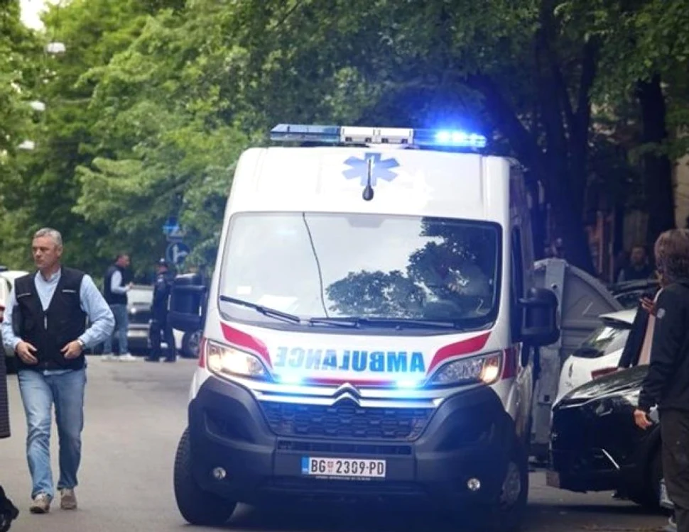 tac armat la ambasada Israelului din Belgrad FOTO: ARHIVA