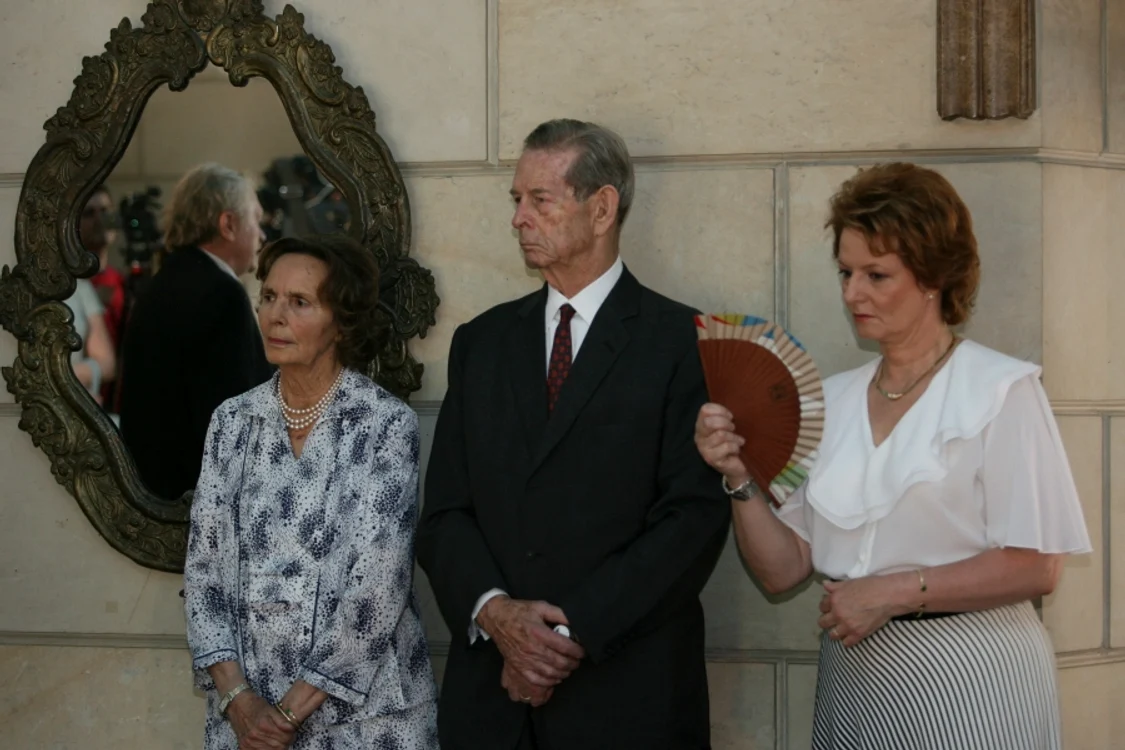 
    Principesa Margareta nu ştie dacă tatăl ei va putea participa la înmormântarea Reginei Ana  