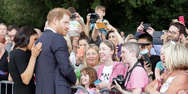Prințul Harry și Meghan Marke au fost prezenți la Palatul Windsor jpg
