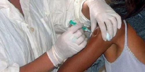 Bacău: S-a amânat vaccinarea împotriva gripei