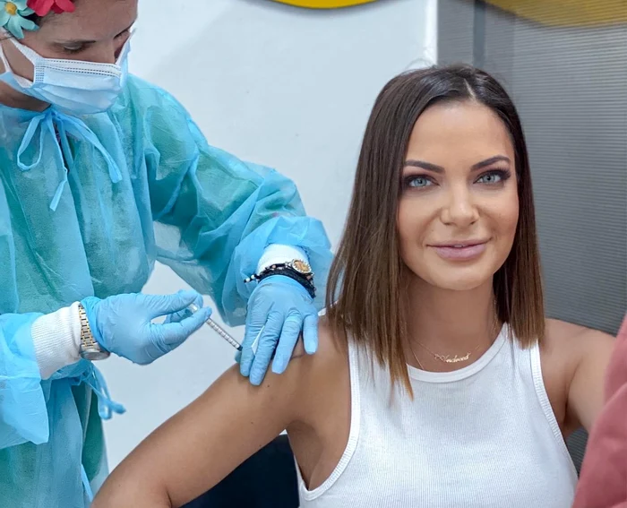Andreea Antonescu s-a vaccinat împotriva noului coronavirusfoto: arhiva personală