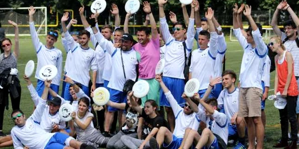 frisbee negresti