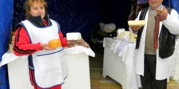 Comercianţii vor putea vinde în noua piaţă din centru Foto: arhivă