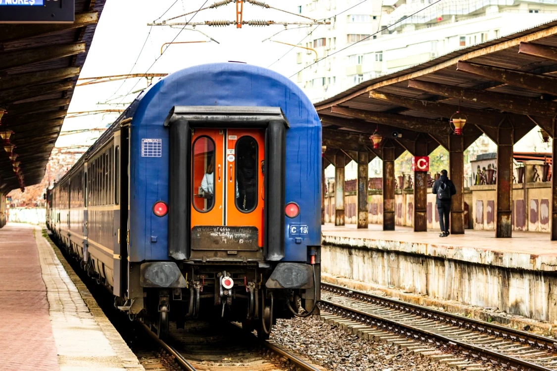 Sindicaliștii atrag atenția că nu doar angajații sunt afectați. FOTO: Shutterstock