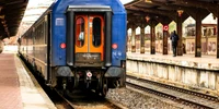 tren cfr calatori gara d enord bucuresti foto shutterstock