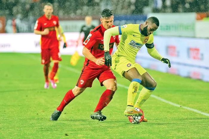 Steliştii şi dinamoviştii  promit un duel de foc  în seara asta