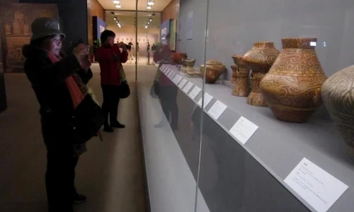 „Comorile României” – 35 000 de vizitatori în trei luni jpeg