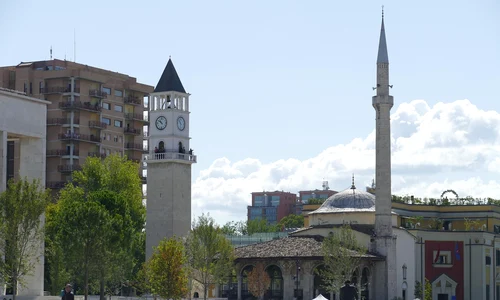 tirana 2798900 1280 jpg
