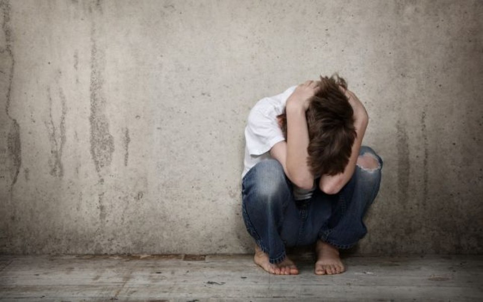 Amorul cu o elevă de liceu l-a trimis în arest. Un bărbat din Olt riscă până la 10 ani de închisoare