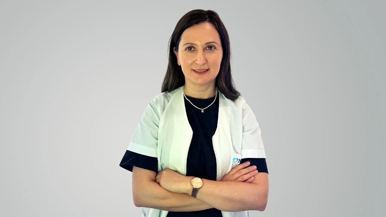 Lupta cu kilogramele poate ajunge la endocrinolog. Dr. Ioana Constantin, MedLife: „Obezitatea este o boală complexă”