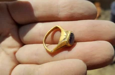 Inel de aur vechi de 1 300 de ani, descoperit în Israel | FOTO jpeg