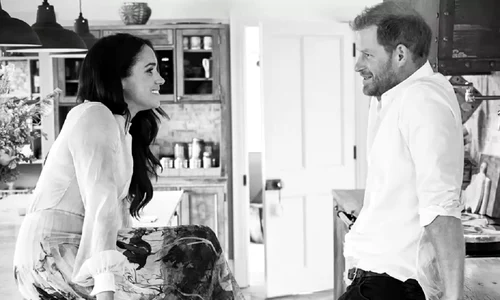 Printul Harry si Meghan Markle la Frogmore Cottage 2   Netflix jpg