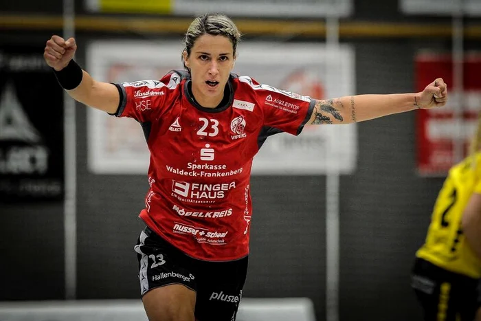 8 laura nicoletta vasilescu jpg jpeg