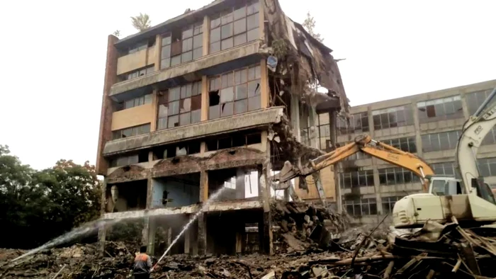 fabrica Guban demolată_foto_Captură