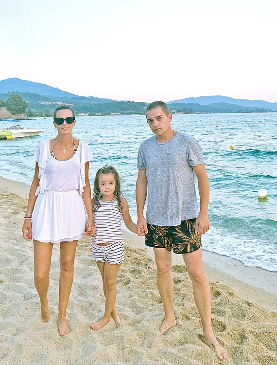 Livia Graur, alături de soţul şi de fiica lor