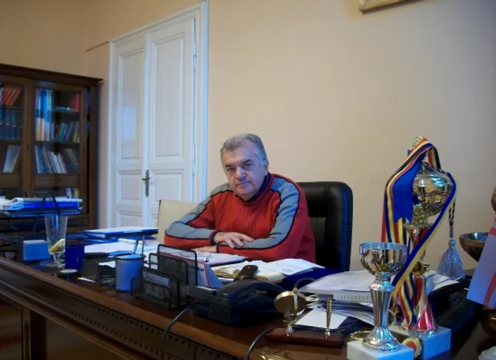 Rectorul UMF, Constantin Copotoiu crede că noua procedură va ajunge la Târgu-Mureş în scurt timp