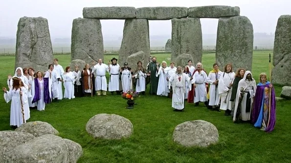 Arheologii au identificat în premieră sursa pietrelor de la Stonehenge jpeg