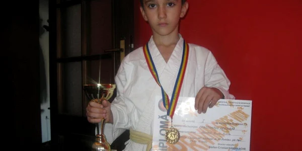 Campion de Karate la numai 7 ani