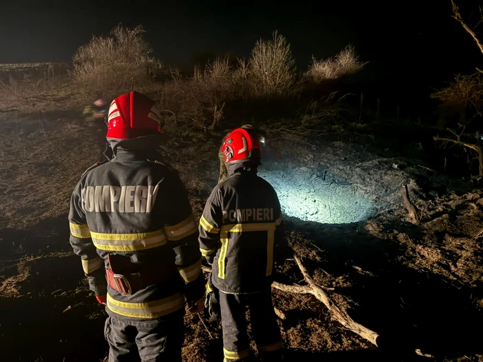 Pompierii au găsit mai multe resturi de dronă FOTO: ISU Tulcea