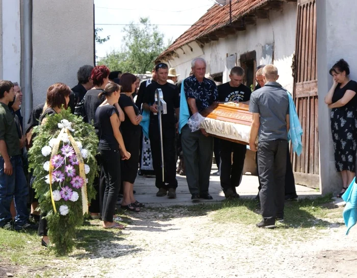 Înmormântarea lui Cosmin