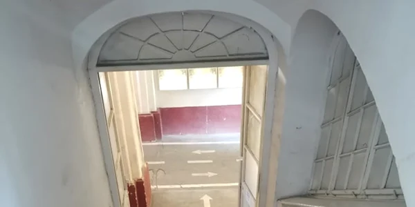 "Apocalipsa elefantului alb" în fosta Garnizoană a Timişoarei FOTO Ştefan Both