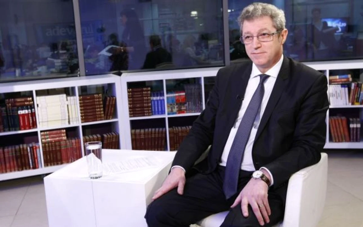 Dr. Adrian Streinu-Cercel este managerul Spitalului Matei Balş din Bucureşti