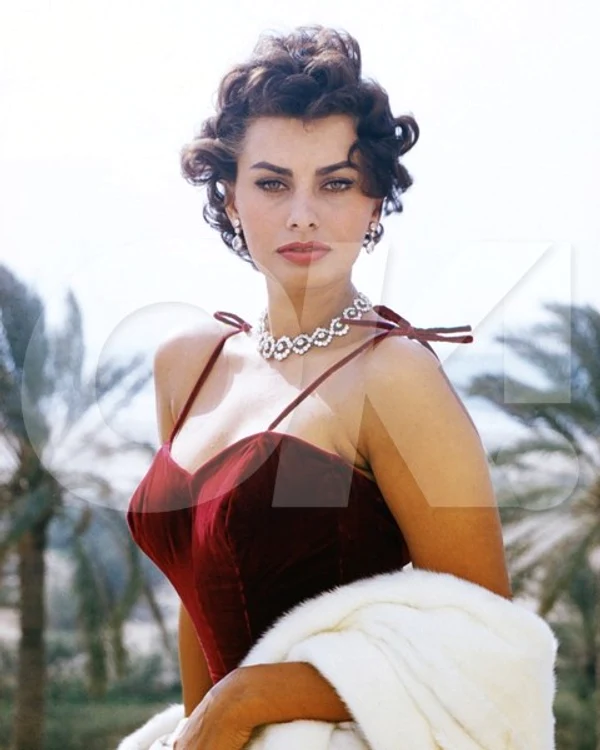sophialoren71643263 jpeg