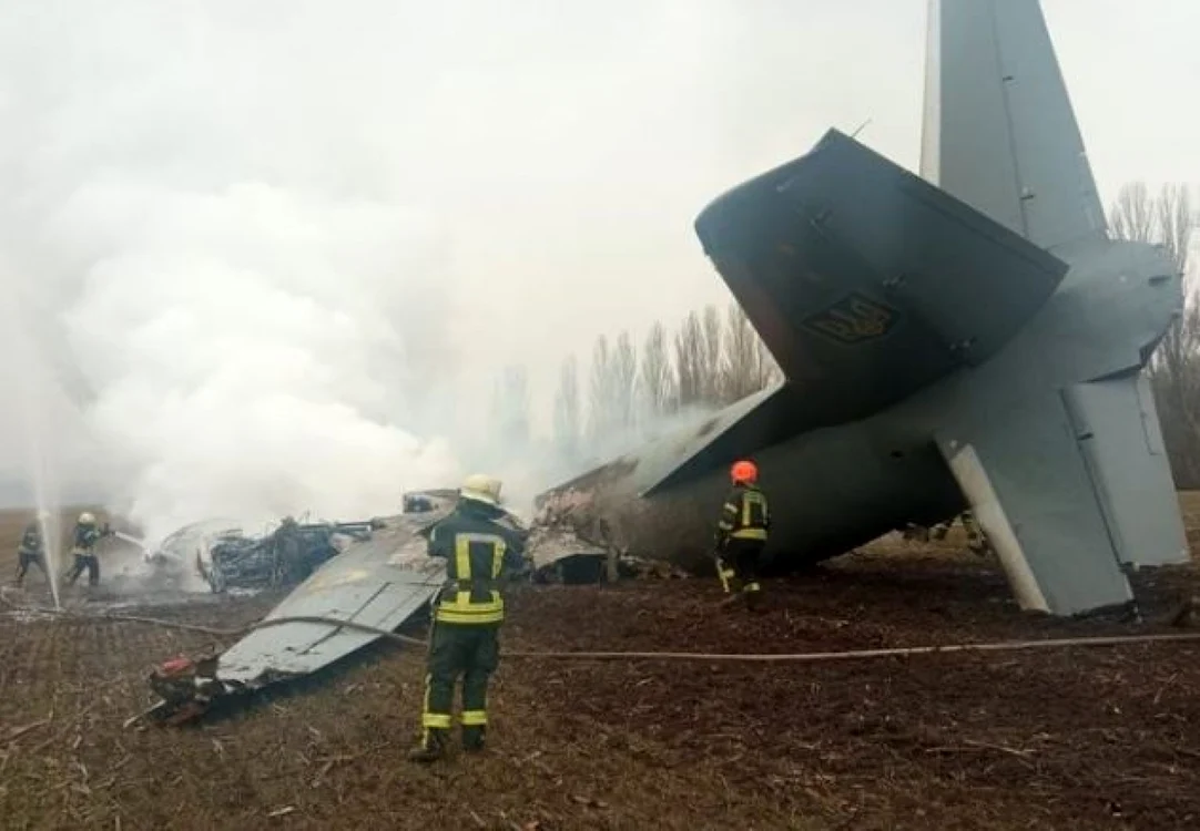 Avion prăbuşit în Ucraina FOTO Twitter