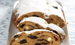 desert cu prune uscate jpeg