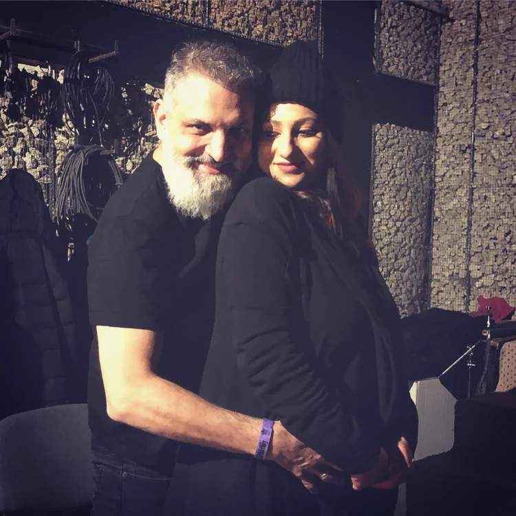 
    Damian Drăghici și Cristina Stroe vor fi părințiFoto Facebook  