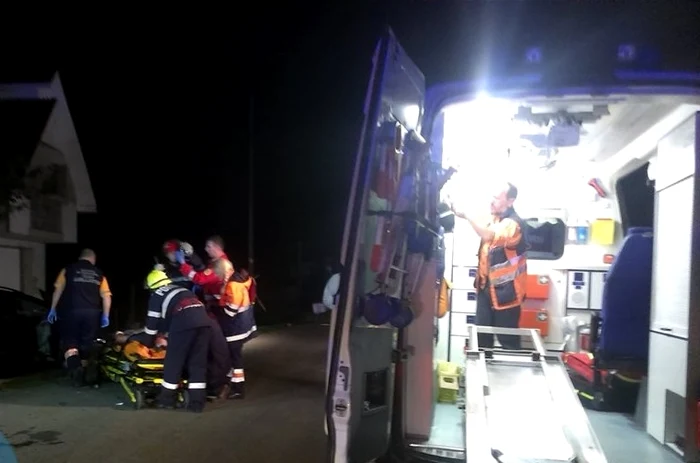 
    Victimele au fost transportate de urgenţă la spital (captură somesanul.ro)  