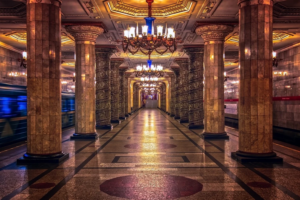 7 metro 3714296 1280 jpg jpeg
