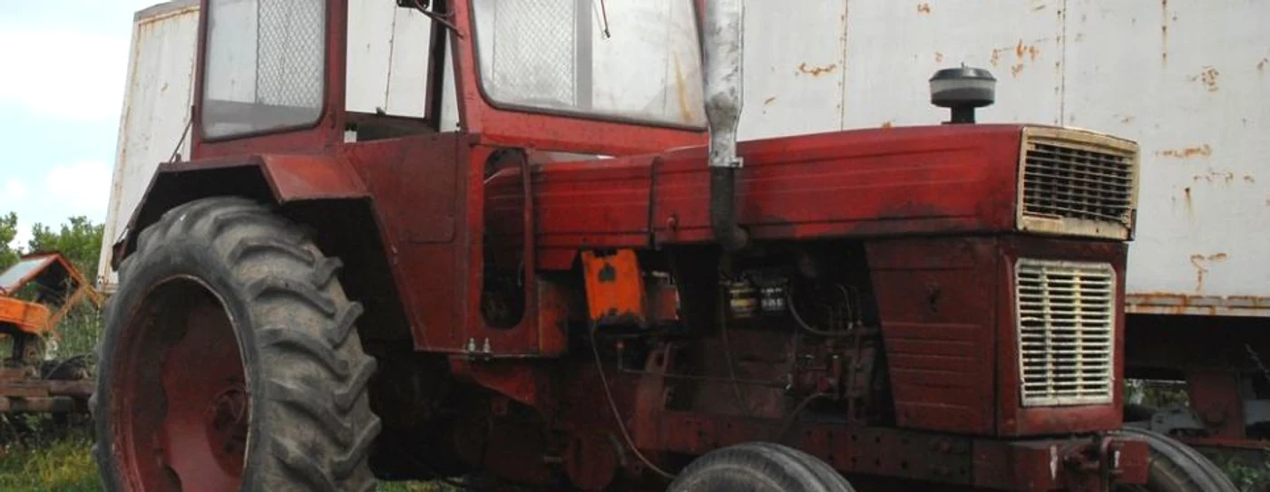 tractor libertatea.ro