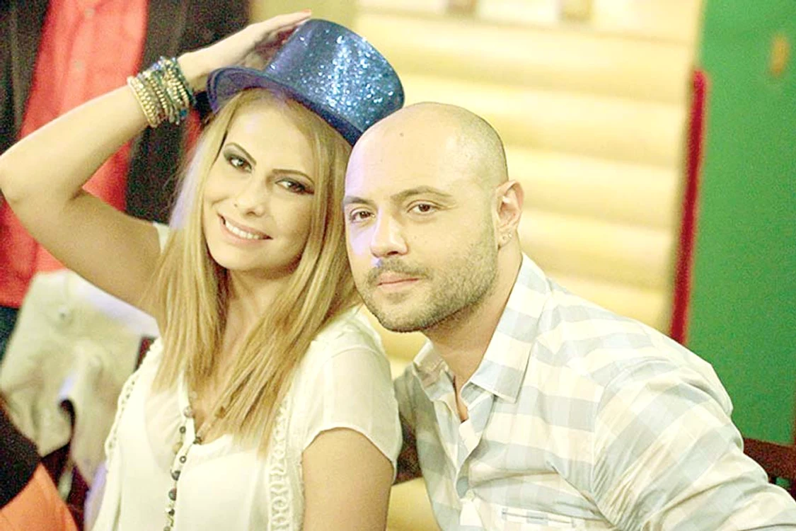 
    Mitoşeru şi Noemi  