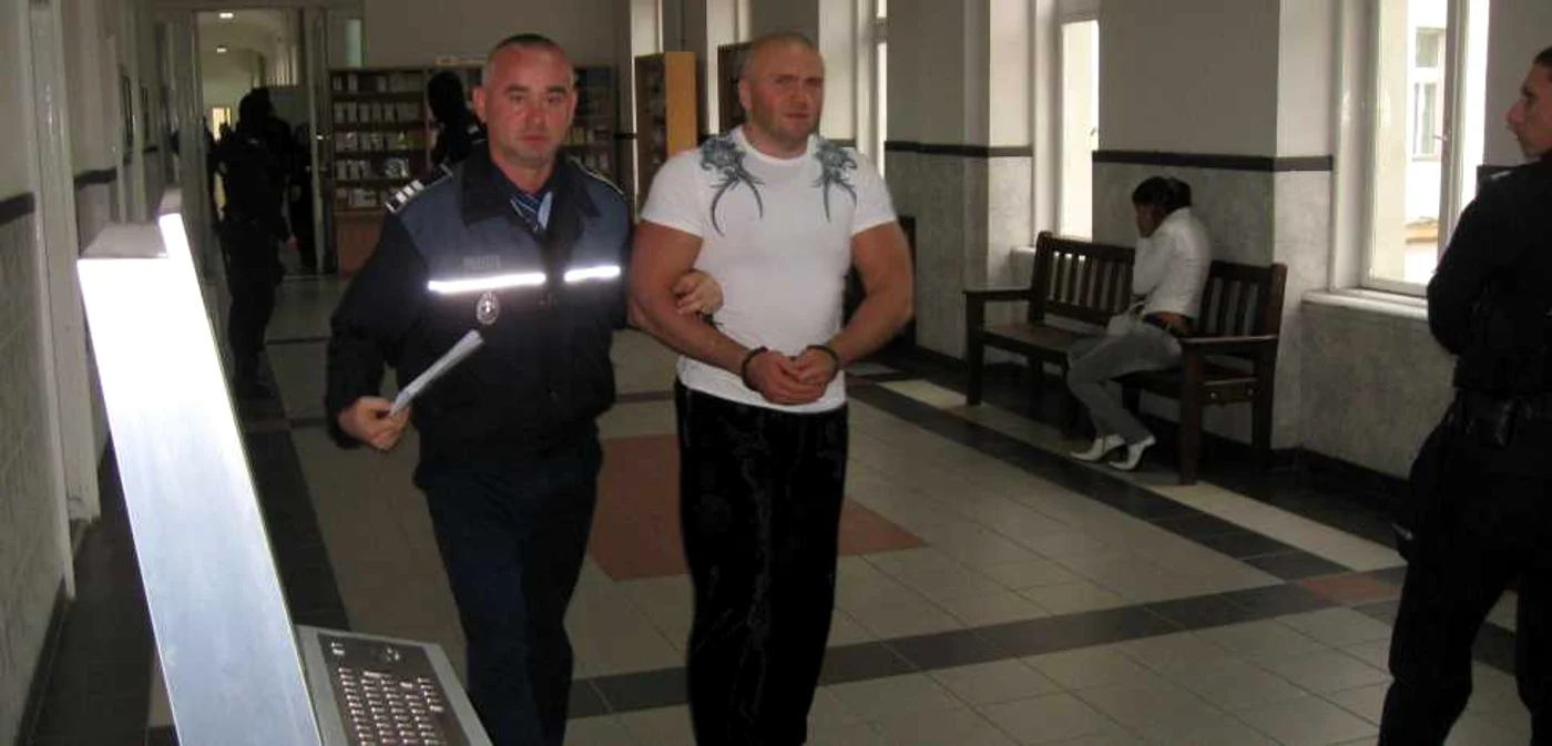 Arad: Clanul ”Împăratului” Uţu Rohoneanu are aceleaşi răspunsuri la acuzaţiile ce li se aduc