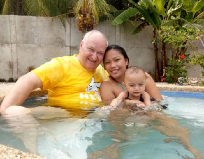 
    Între cei doi este o diferență de 48 de aniFoto: unilad.co.uk  