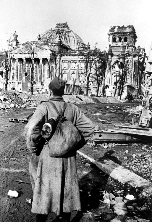 Al Doilea Război Mondial a însemnat moarte și distrugere. FOTO: AFP