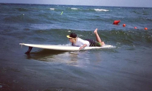 Maria Simion, surfing jpeg