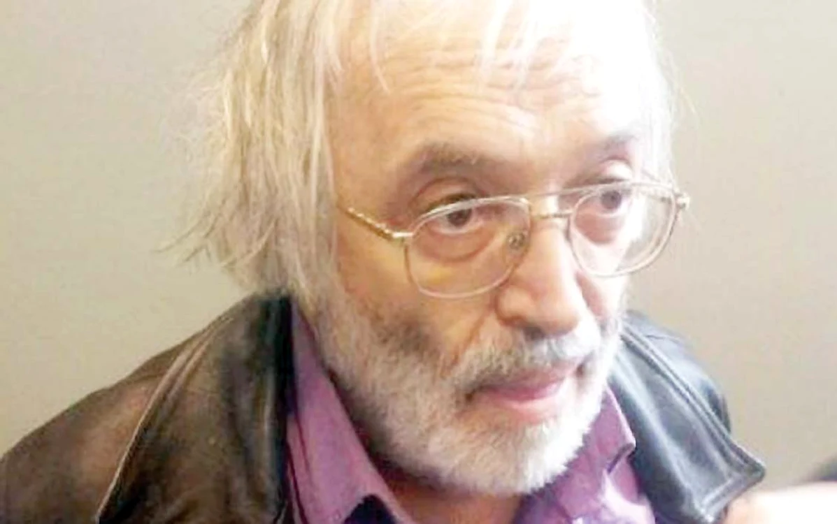 
    Gregorian Bivolaru  a fugit din România în 2004, imediat ce pe numele său a fost emis un mandat de arestare  